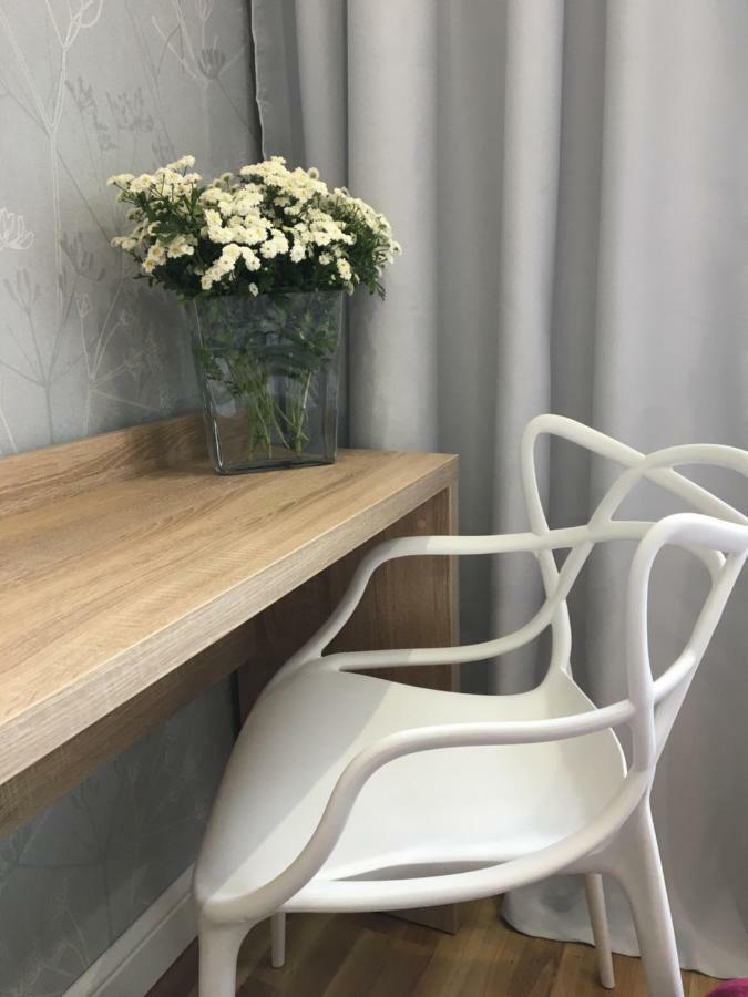 Family & Business Elegant Apartments Ul Astronautow Centrum Downtown - 3 Bedroom, Parking เคียลเซ ภายนอก รูปภาพ